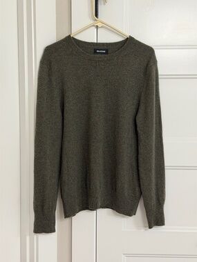 NAADAM Men's Crewneck Sweater in Olive Size M Good Condition!